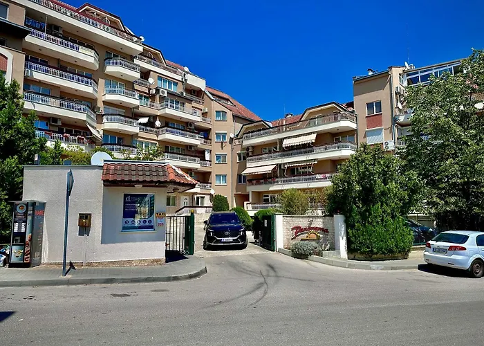 Sea Breeze Apartment